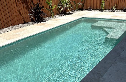 Wurtulla House | Entire home in Wurtulla, Australian6 guests*3 bedrooms*4 beds*1 bath