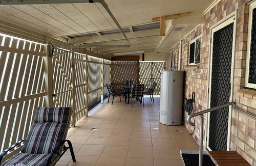 Tin Can Bay House | Entire house, walking distance to beach in a quiet spot in Tin Can Bay