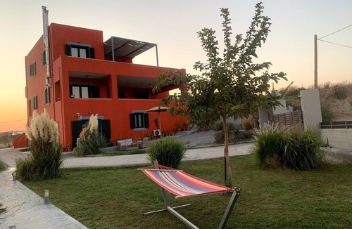 Lahania Apartment | Estia - Luxury ground floor apartment on the beach