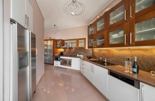 Voula Villa | Exclusive villa with swimming pool in Voula