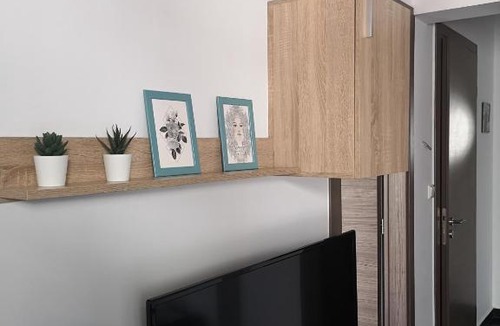 Khalkis Apartment | Explore Greece from Bright City Centre Apartment