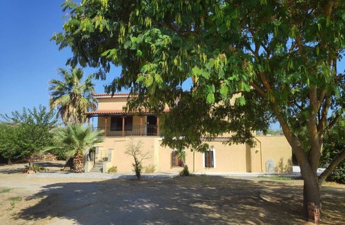 Chalcis Cottage | Fabulous Country house 200m2, Chalkida,Evia. 60min from Athens