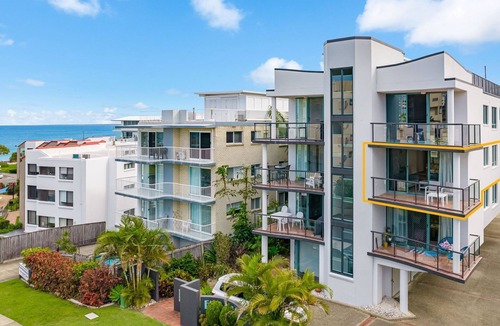 Kings Beach Apartment | Fair Havens unit 4 Kings Beach QLD