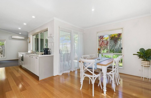 Caloundra House | Family Retreat, Fenced Yard, Pet-friendly