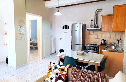 Kiparissia Apartment | Family stone apartment