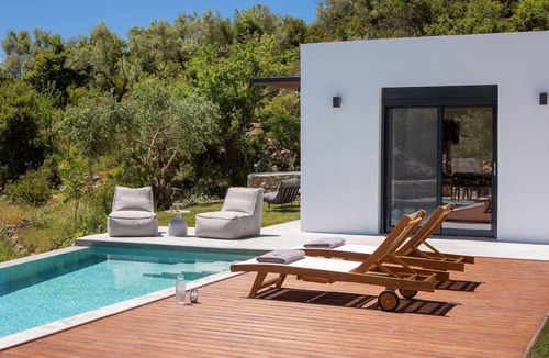 Fternon Villa | Faos Villa Three, built in a Privileged Natural Environment
