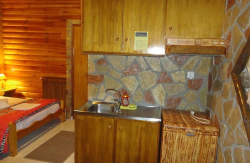 Ano Zakhlorou Apartment | Faraggi Guesthouse