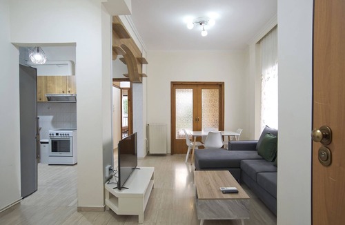 Argyroupoli Apartment | Festos Cozy, 2BR, AC, WiFi, Fully Equipped