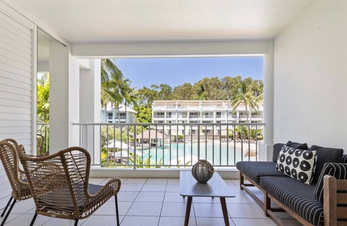 Palm Cove Apartment | Fig Oasis Poolside Resort Living at The Beach Club