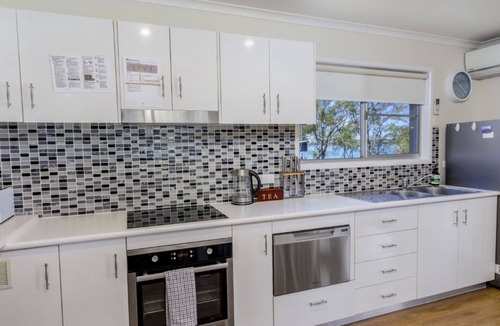 Bellara Apartment | Fishing and Swimming at Your Doorstep