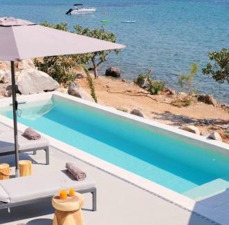 Aegina Apartment | Floating Cubes Villas Aegina