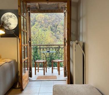 Makrakomi Ski Chalet | Forest view Aggeliki