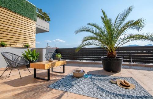 Khalkis Apartment | fragoseco loft! Elegance & Luxury