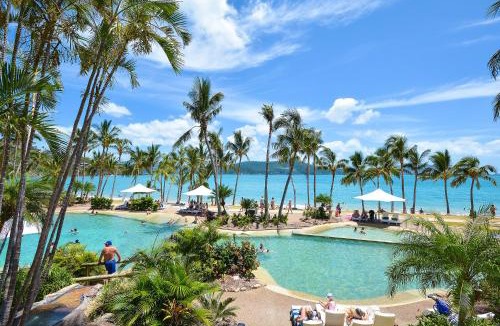 Hamilton Island Apartment | Frangipani Beachfront Lodge 202 on Hamilton Island by HamoRent