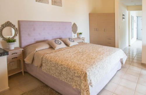 Malia Apartment | Frixos Hotel