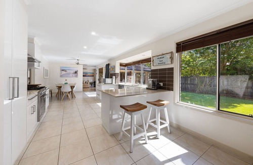 Mudjimba House | Fully Equipped Luxe Beach Retreat, Pool, Pet Friendly, 2 Living Areas & AirCon