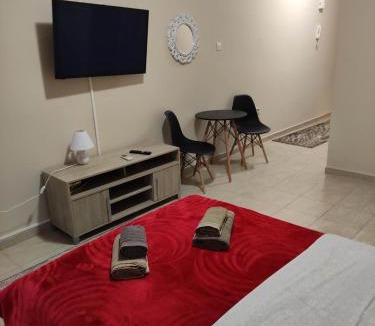 Larissa Apartment | G M 3 ROOMS KENTPO in the heart of the city