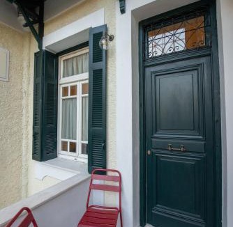 Khalandrion Apartment | Garden-studio in a mansion-Athens-Chalandri center