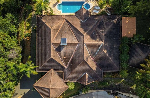 Playa Tortuga House | Gated Luxury-Sleeps 13-Ojochal-Near to beaches