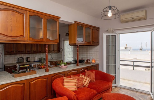 Old Town Naxos House | gatis house, naxos town center,suitable for families, groups, spaceus and cozy!