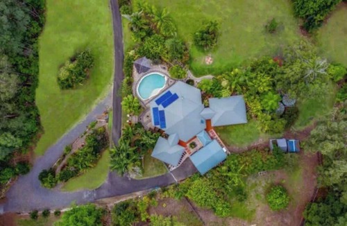 Bridges House | Ginger Wilde Hideaway. Bar. Dance. Spa Sleeps 35+