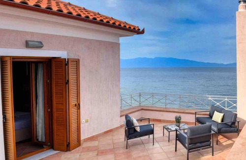 Sourpi Apartment | Goddess Aphrodite Apartment