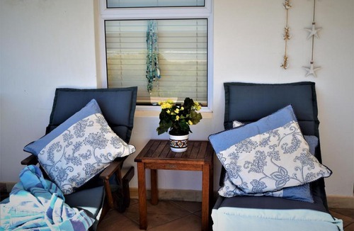 Stompneusbaai Bed & Breakfast | Golden Mile Beach B&B