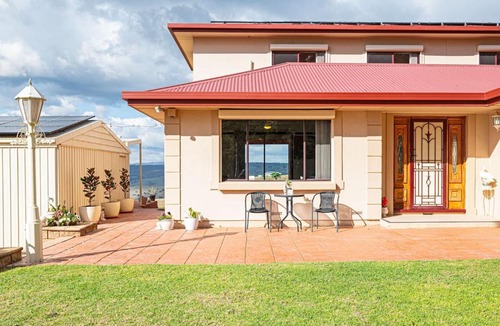 Adelaide House | Goldfields View