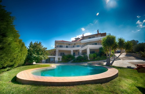 Limni Vouliagmenis Apartment | Our Dream House a Deluxe Apartment for your vacation near ATHENS (ΑΜΑ 2729535)