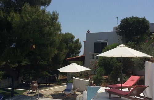 Theologos Villa | Great beachfront villa with private pool and garden for 10/12 people