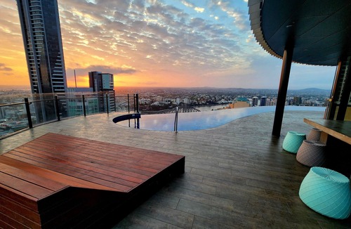 Brisbane Central Business District Apartment | Great location and amazing views
