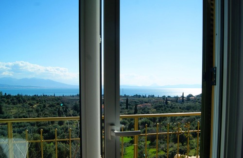 Gefira Mpania House | "Greek Boho" Luxurious Villa near Nafpaktos!
