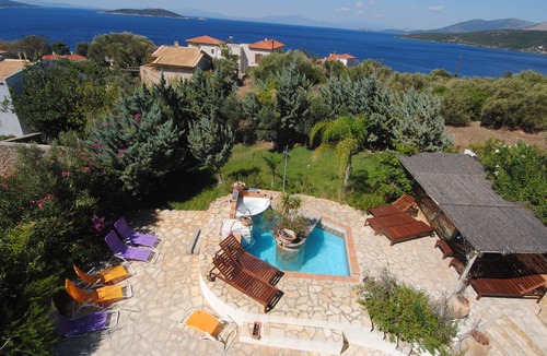 Marmari Apartment | Greek Dream Only 1h From Athens In The Island Of Evia In A Sea View House