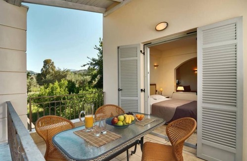 Longos Apartment | Harmony Hotel Apartments - Maisonette ERATO (60 m²) for 2-5 persons