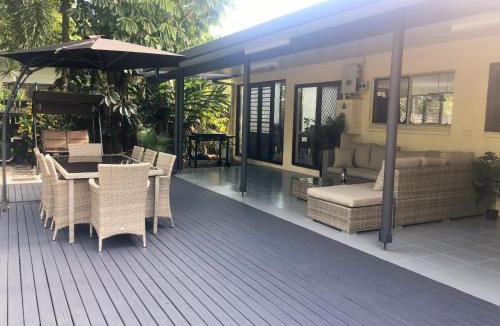 Trinity Park House | Heated Pool & Tropical Private Open Space