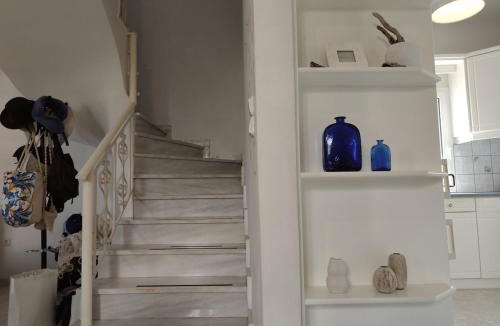Loutra Oraias Elenis House | Helen's house in loutra