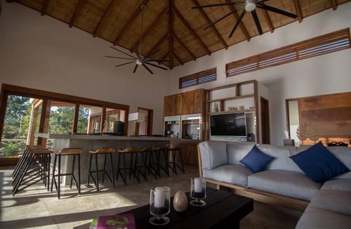 Santiago Villa | Hermosa-Hills Luxury Villas