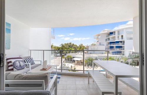 Urangan Apartment | Hervey Bay 2BR 2BA Apartment in Resort on the Esplanade with 2 Pools, Spa, Gym, and Parking