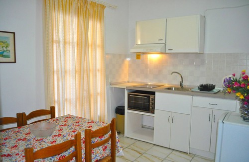 Agios Gordios Apartment | Holiday Apartments Maria with pool and Gorgeous View - Agios Gordios Beach