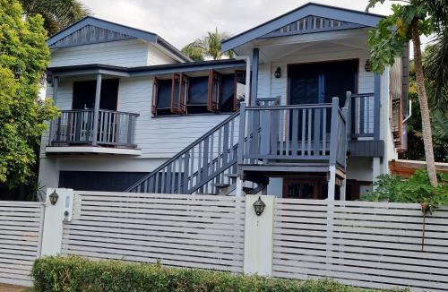 Parramatta Park House | Homestay at Julie's