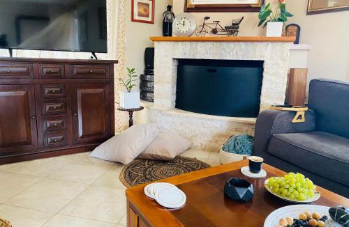 Nea Artaki Villa | Homey Family ArtAki