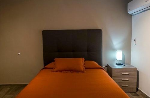 Leon House | Hotel Bugambilias