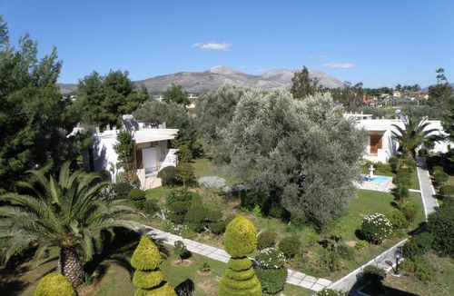 Malakonta Hotel | Hotel Petit Village