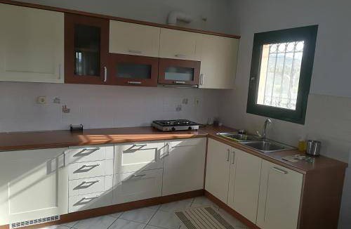 Eretria House | House ∙ 2 bedrooms ∙ 6 guests