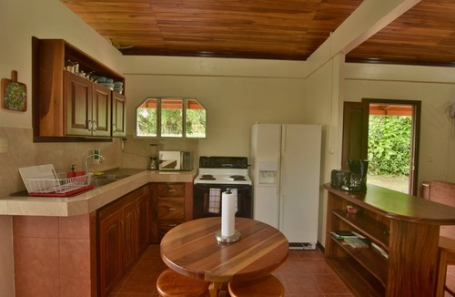 El Castillo House | House w/Volcano view. Walking distance from Supermarket and Restaurants.