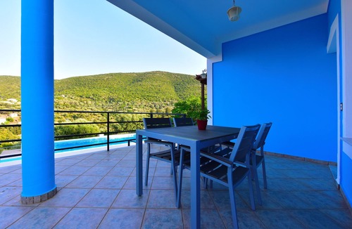 Samos Town Villa | House with character, private swimming pool, spectacular view
