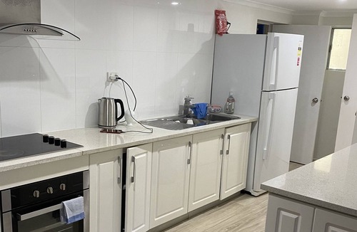 Sunnybank House | Huge home with cool pool in Sunnybank just for you