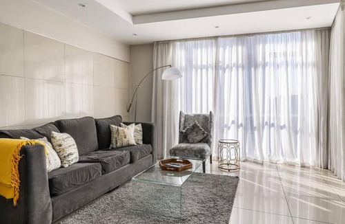 Sandown Apartment | Hydro Park in Sandton Apartments