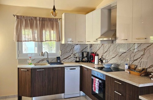 Chalcis Villa | Ideal place for peace and tranquility, away from the noise of the city.