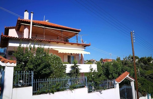 Salamis House | ILIAKTI RELAXING SEASIDE